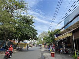 Nhà bán mặt tiền chính phạm thế hiển.p3.q8.