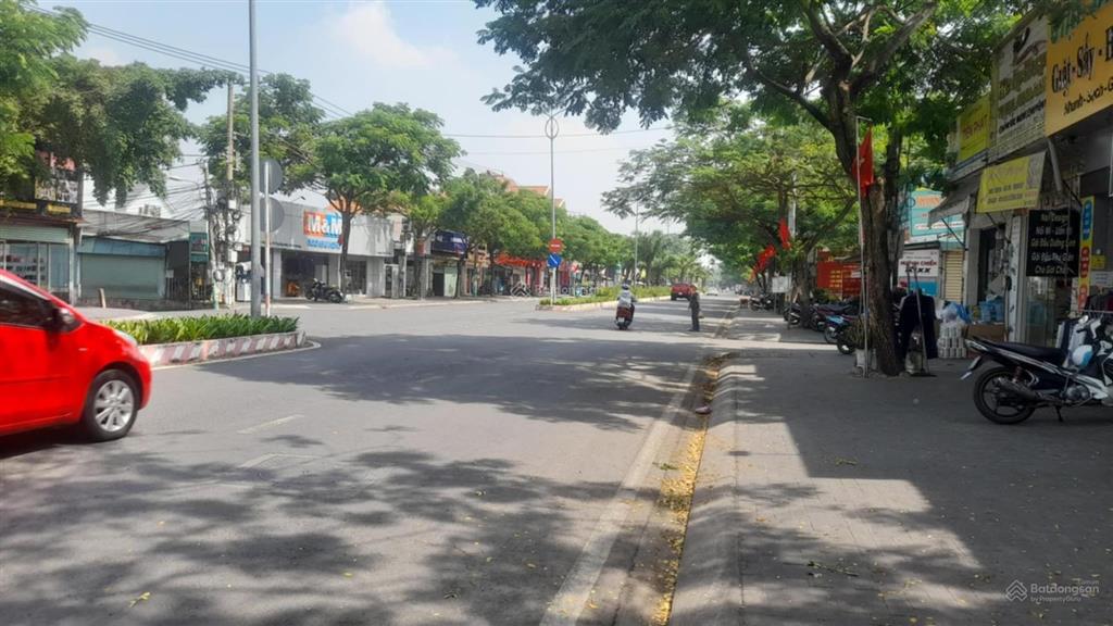 Bán đất đường trần văn ơn, phú hoà, đối diện với đại học thủ dầu một, dt 12x35m, thổ cư 170m2