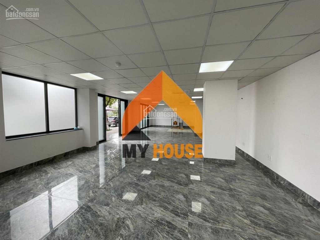 Tòa vp trung tâm q2 giá rẻ sàn suốt có thang máy, máy lạnh tổng có thể làm này làm kia