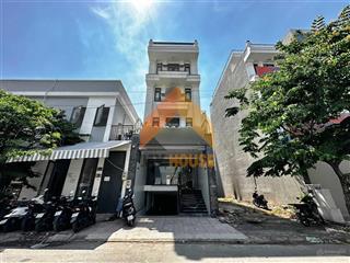 Nóng như thời tiết sg nhà phố q2 mới xây thang máy kính siêu đẹp giá rẻ