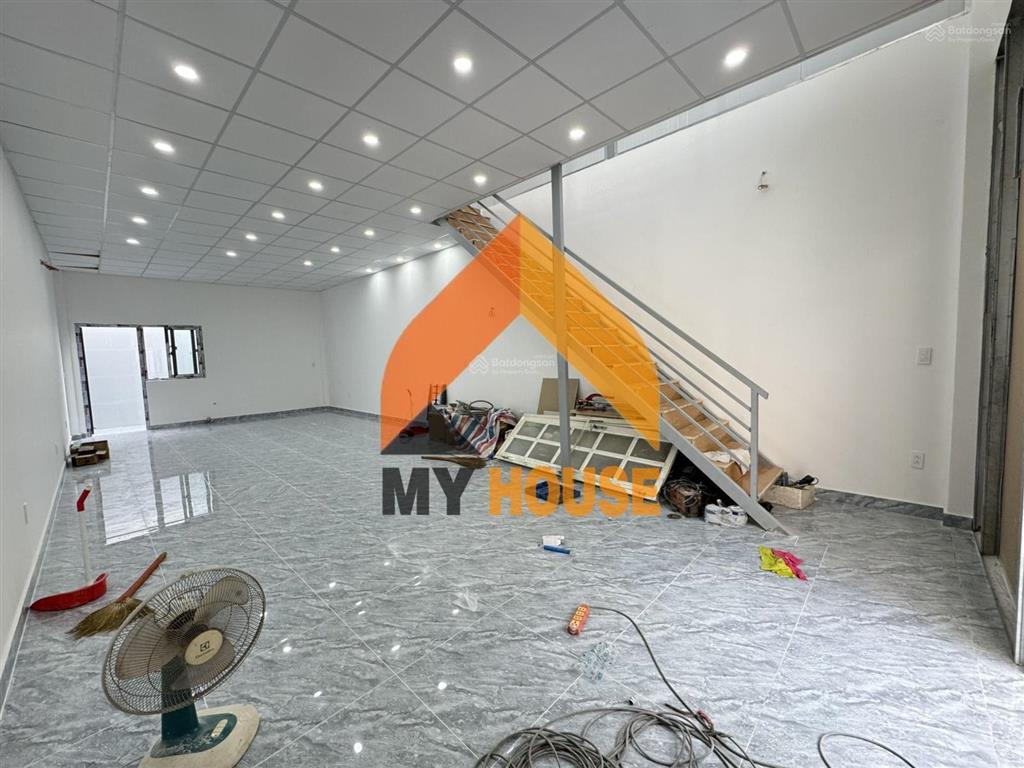Mới tinh mb trung tâm q2 ngay cầu sg siêu đông đúc phù hợp kinh doanh