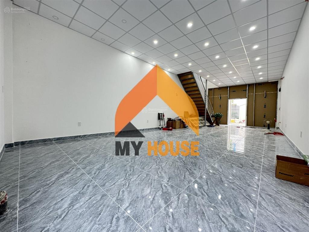 Mới tinh mb trung tâm q2 ngay cầu sg siêu đông đúc phù hợp kinh doanh