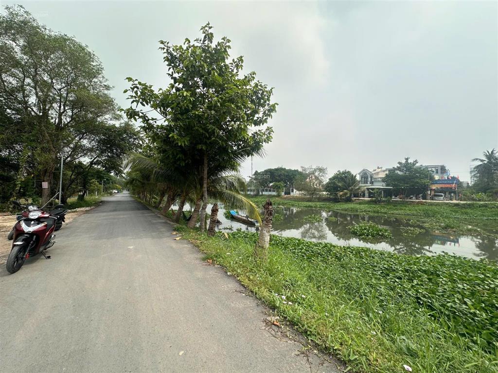 Chủ gửi 480m2 đất mặt tiền xe ô tô xe tải hướng view sông sài gòn, thổ cư, sổ hồng