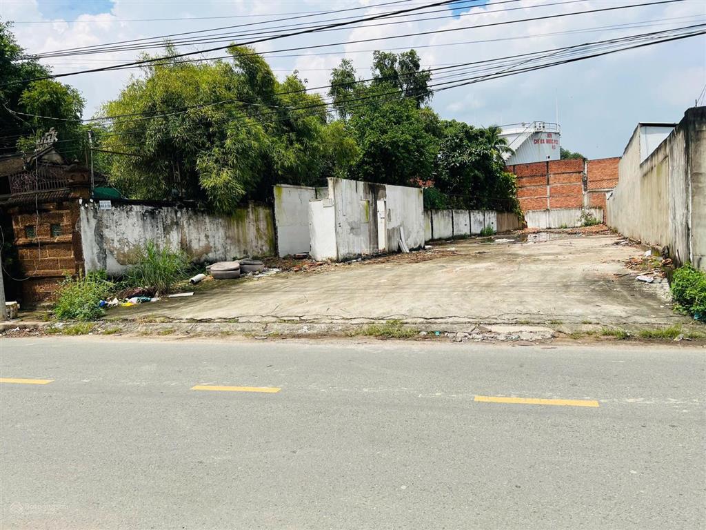 Sang 441m2 đất nền thổ cư nằm mặt tiền 10m đường vĩnh phú 38, chủ trực tiếp làm việc