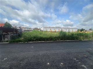 121 m2 mặt tiền vĩnh phú 33 chủ đang cần sang nhanh trước tết 3 tỷ 7 sổ hồng