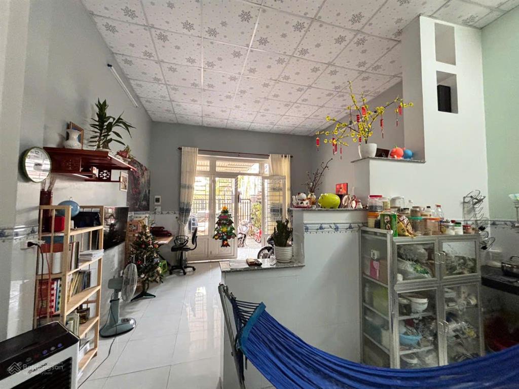 Bán nhà hẻm xe hơi đường lê chí dân, phường tương bình hiệp. gần ủy ban 106,5 m2 chỉ 2 tỷ