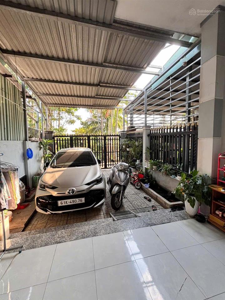 Bán nhà hẻm xe hơi đường lê chí dân, phường tương bình hiệp. gần ủy ban 106,5 m2 chỉ 2 tỷ