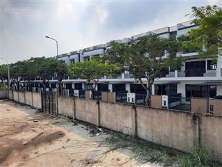 Bán nhanh lô đất 90m2 tăng long garden  0934 377 ***