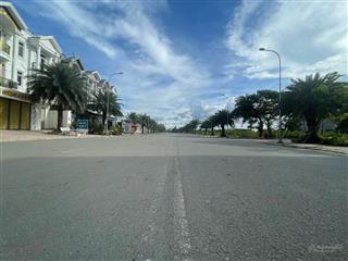 Bán đất mặt tiền trường lưu 30m, vị trí đẹp, giá cực kỳ tốt,   0934 377 ***