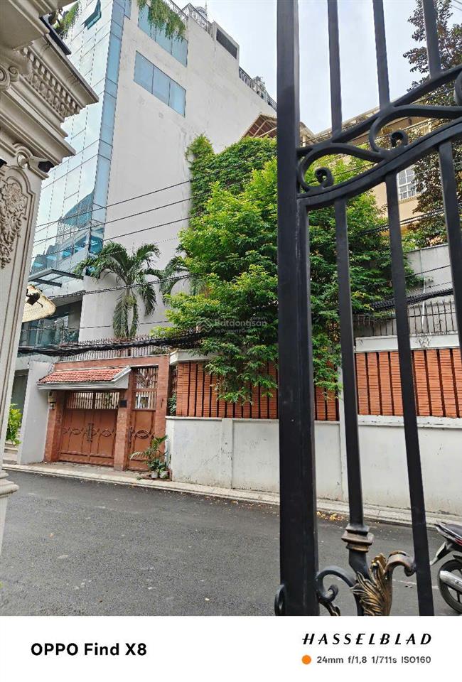 Chính chủ bán biệt thự dát vàng cư xá tự dọ tân bình 11x34m cn 325m 1 hầm 4 lầu có hồ bơi giá 66 tỷ