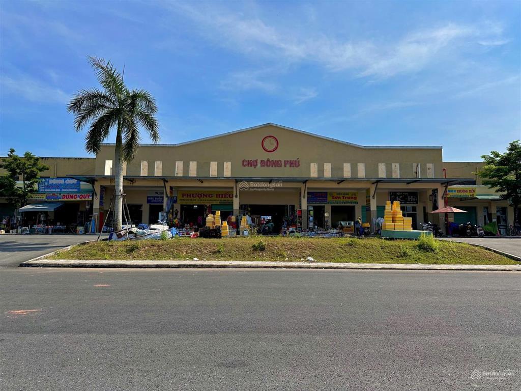 Chính chủ bán đất khu phố chợ đông phú 1,95 tỷ.  0932 184 *** hiền