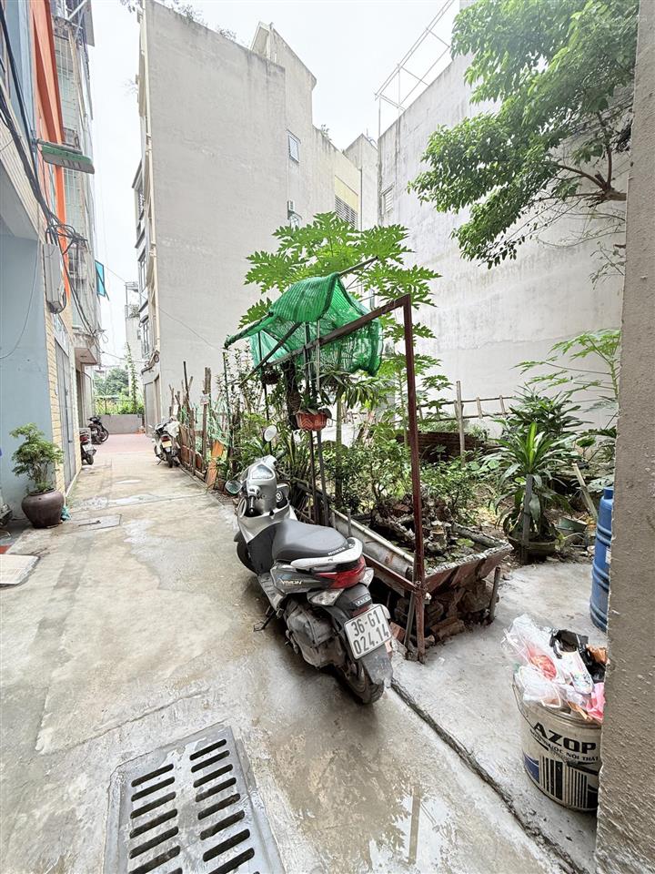 Chính chủ gửi bán đất thạch bàn trung tâm tổ 5 63m giá nhỉnh 7 tỷ