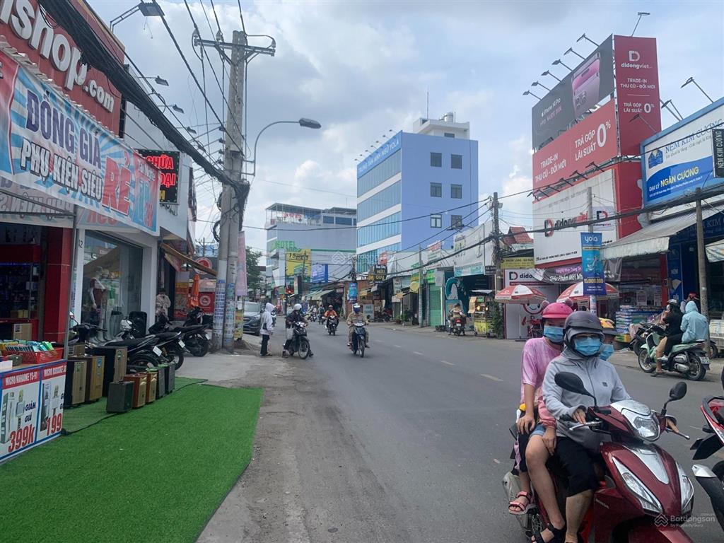 Mặt tiền đỗ xuân hợp, diện tích 230m2 thổ cư, đang cho thuê 50tr/tháng, vị trí đẹp giá bán 20.5 tỷ