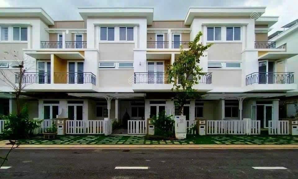 Bán nhà phố kdc lovera park khang điền, phong phú, bình chánh. dt 5 x 15m giá 6.7 tỷ sổ hồng riêng