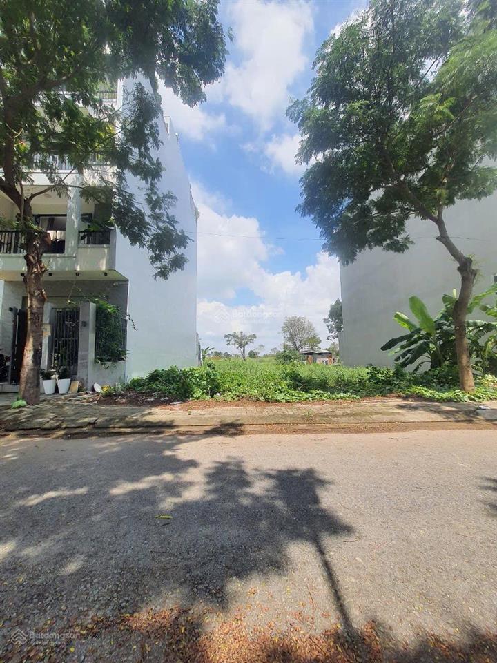 Bán đất đường 16m kdc phong phú 4  khang điền, bình chánh. dt 5 x 20m, giá 5.4 tỷ