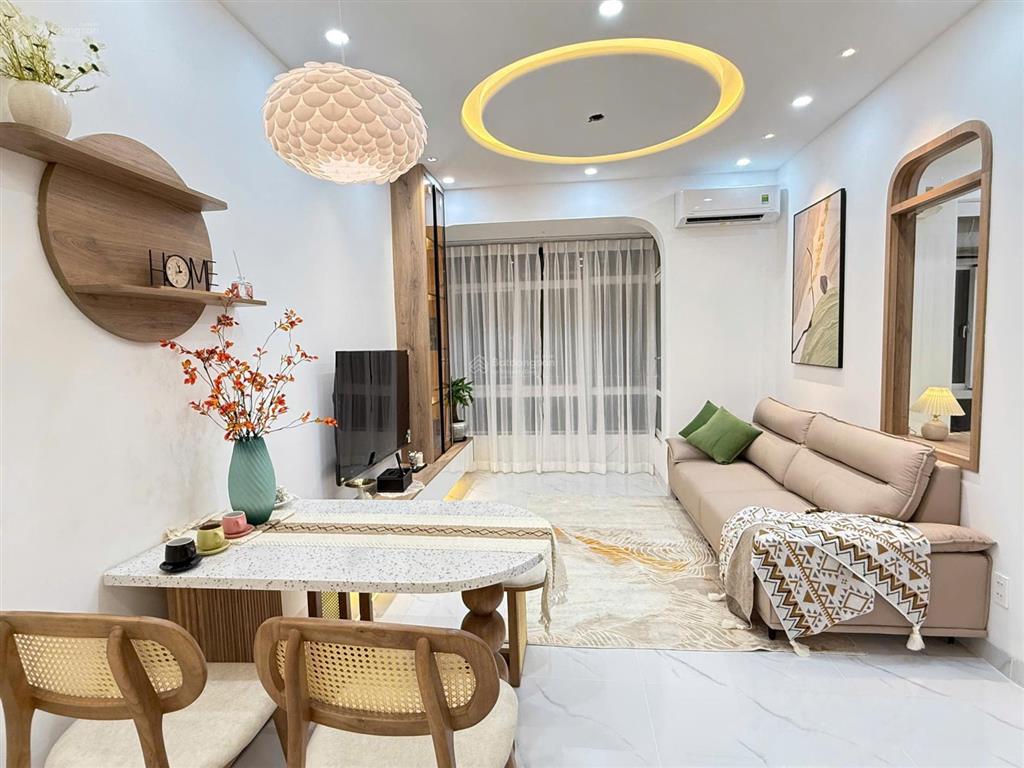 Bán siêu phẩm đẹp tại sky garden 3 phú mỹ hưng q.7 giá 5xxx