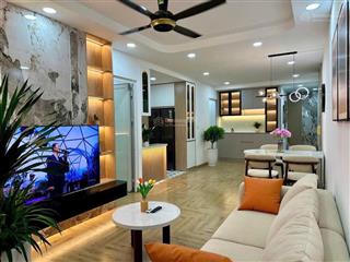 Bán căn 2pn,2wc mới decor 100% phú mh, q.7, dt81m bán 5.8tỷ
