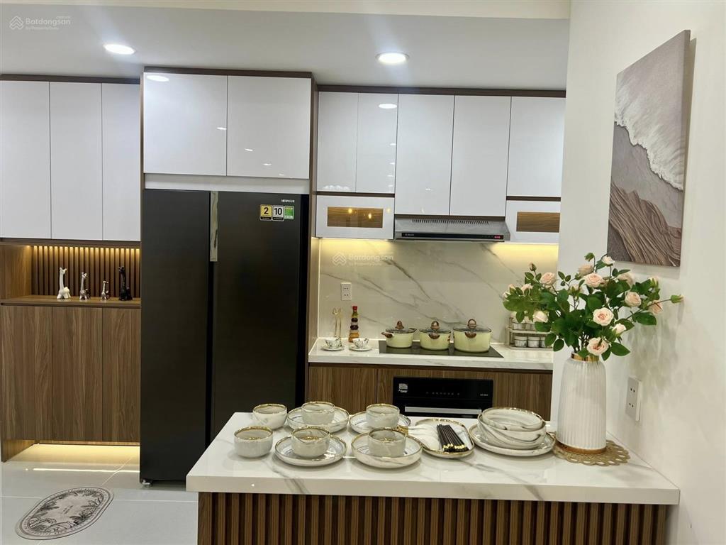 Bán căn sân vườn hàng hiếm tại sky garden 2  phú mỹ hưng dt 114m chỉ 9.6 tỷ