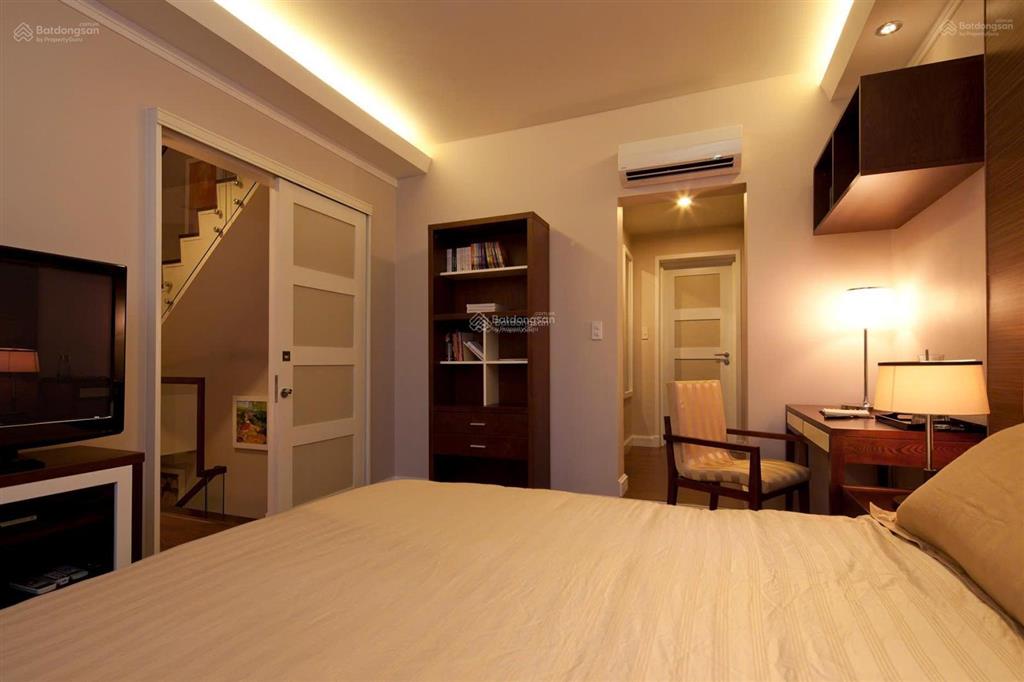 Bán penthouse sky garden 3, phú mỹ hưng, thông thủy 255m2, 3pn, 3wc giá rẻ thị trường 9.75 tỷ