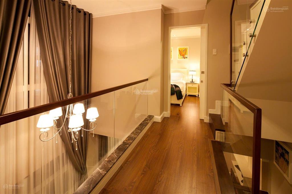 Bán penthouse sky garden 3, phú mỹ hưng, thông thủy 255m2, 3pn, 3wc giá rẻ thị trường 9.75 tỷ