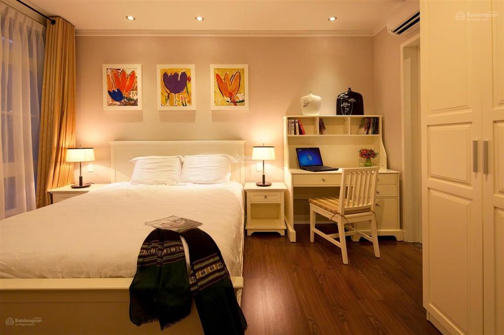 Bán penthouse sky garden 3, phú mỹ hưng, thông thủy 255m2, 3pn, 3wc giá rẻ thị trường 9.75 tỷ