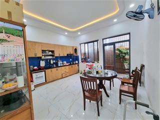 Cần bán nhà 3 tầng có thang máy đối diện công viên kđt hà quang 1, nha trang, giá 8,5 tỷ