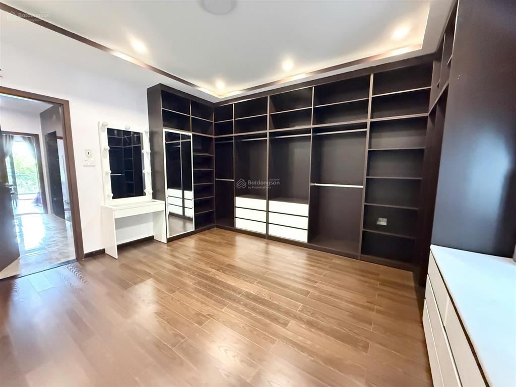 Hàng hiếm nhà đẹp 3 tầng đường số 14  kđt hà quang 2, nha trang. có thang máy, giá 9,7 tỷ