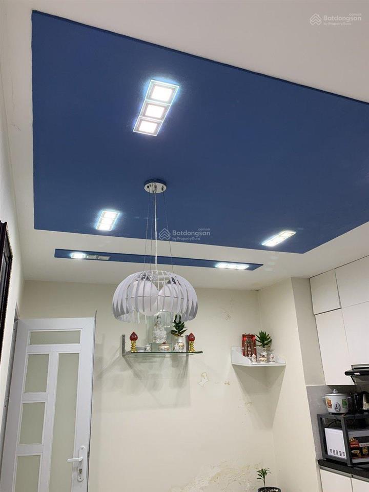 Bán ch cửu long, 82m2 2pn, 2wc, sổ hồng, giá 3ty950,  0909 630 ***. sang
