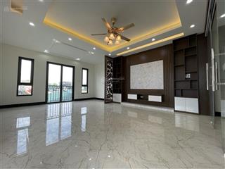 Nhà mới 7 tầng thang máy vị trí kim cương cách mặt mặt phố 1 căn nhà, ngay tôn đức thăng  hàng bột