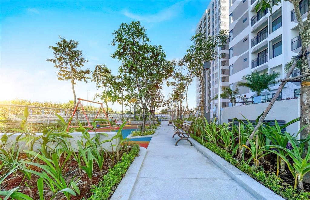 Chính chủ gửi bán gấp căn mt eastmark city  p. long trường (64m2) tầng cao view đẹp giá 2.950 tỷ