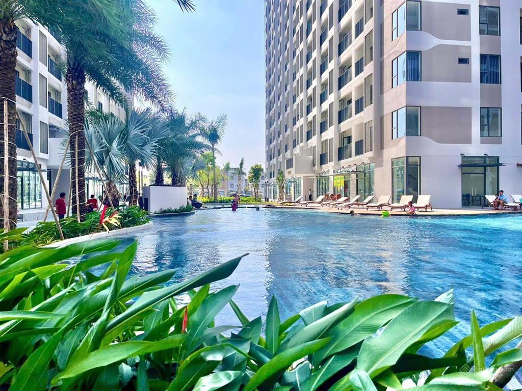 Chính chủ gửi bán gấp căn mt eastmark city  p. long trường (64m2) tầng cao view đẹp giá 2.950 tỷ