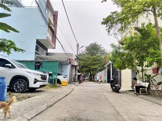 Lô đất đẹp ngang 6m vuông vức  đường xe hơi quay đầu có vỉa hè, sát hoàng diệu 2, p linh trung