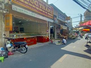 Bán nhà ngang 5.4m mặt tiền kinh doanh ngay chợ nhỏ phường hiệp phú, cần bán gấp giá tốt để đầu tư
