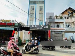 Bán khách sạn 1 hầm 6 tầng ngang 7m vuông vức, sổ hoàn công đủ  mặt tiền đường kinh doanh sầm uất