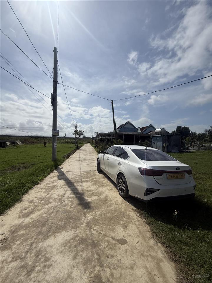 Hoà thiện 1  ninh an. thuộc khu kinh tế nam vân phong tiềm năng tăng giá cao