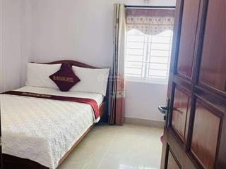 Bán khách sạn 6 tầng 18 phòng ngay trục vàng hà bổng, doanh thu khủng