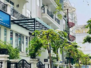 Biệt thự liền kề  trung tâm thanh xuân  ô tô tránh  vỉa hè  có hầm  110m2  mt 5.2m  31 tỷ 5