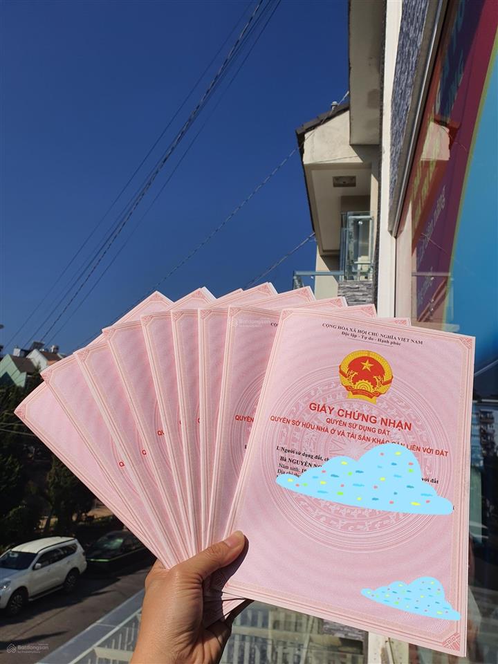 Làng nghỉ dưỡng nam ban view, f0 chỉ 850tr, 550m2, shr, view đồi thông, toàn thị trấn