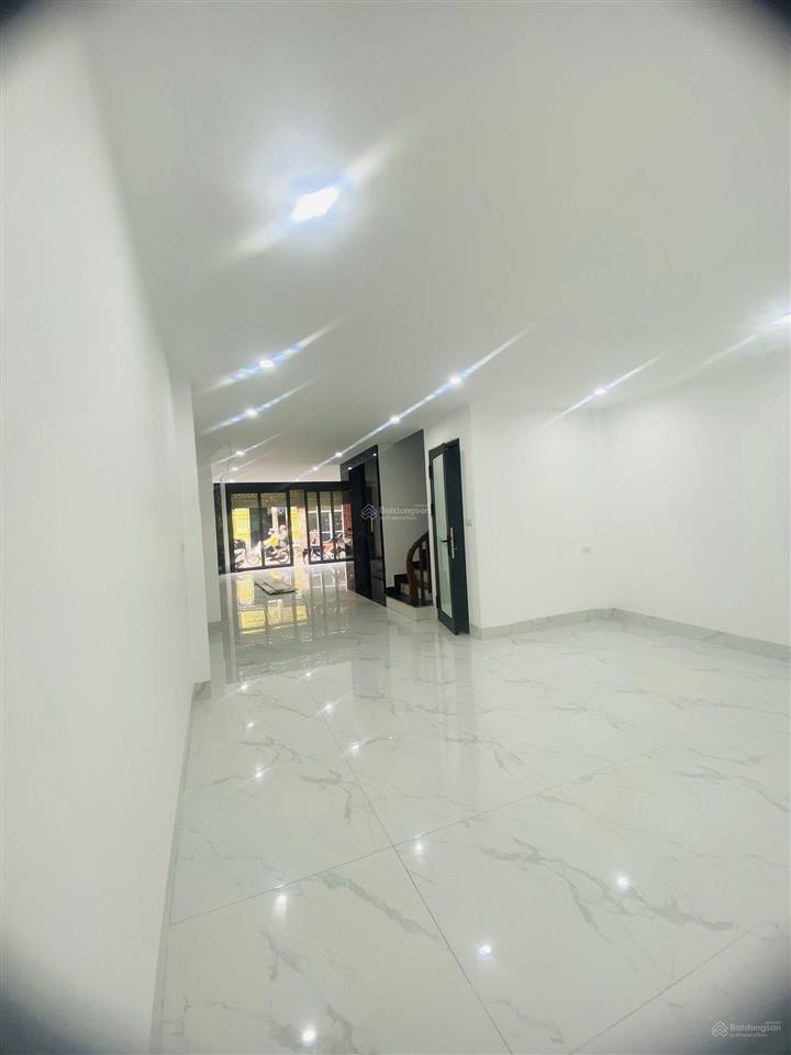 Hạ 2 tỷ! bán tòa văn phòng mặt phố vũ tông phan 80m,7t,mt5m chỉ 27 tỷ siêu đẹp