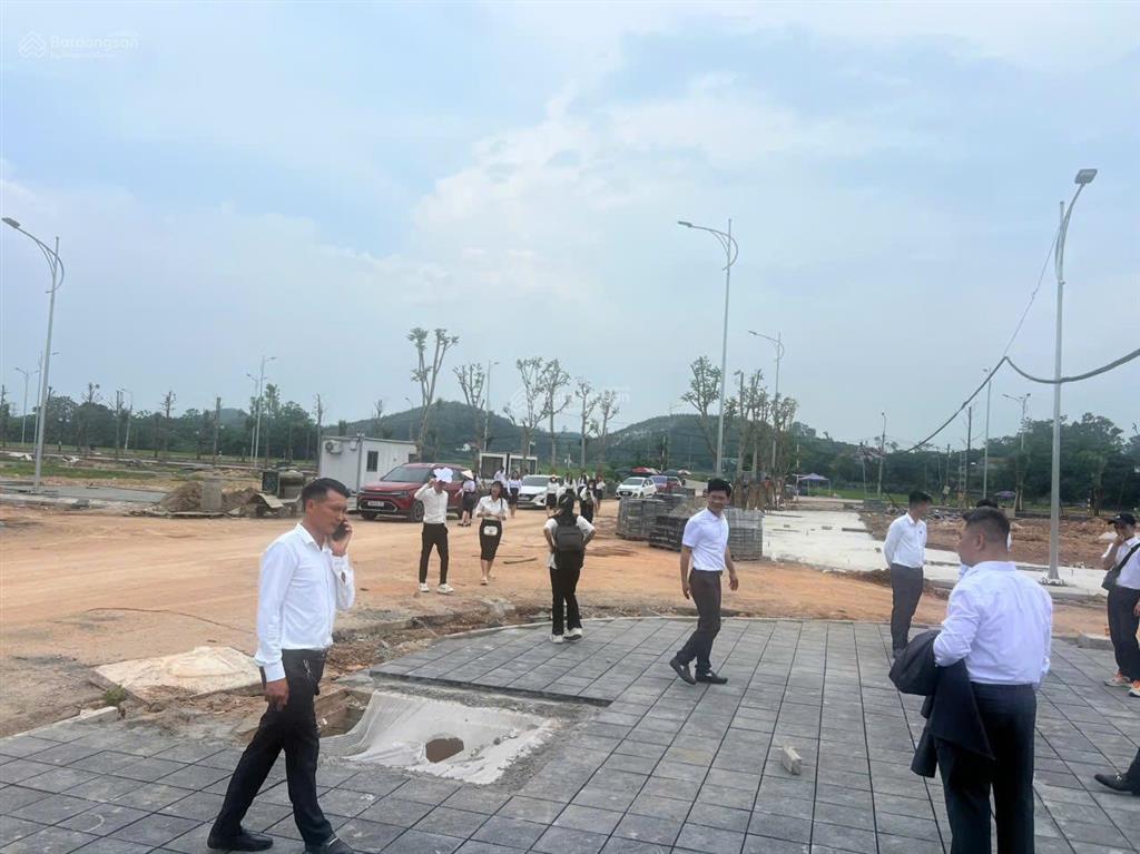 Tại bắc giang giá f0 23 tr/m2 trực tiếp cđt. dự án hawee parkland cao thượng tân yên bắc giang