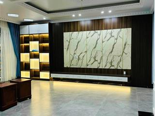 Bán biệt thự manhatan gần đường bạch đằng, vinhomes imperia hải phòng full nội thất có thang máy