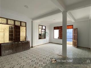 Nhà ngay ngã 6 vòng xoay lý thánh tôn, 223,6m2, giá siêu tốt chỉ 160tr/m2, 100% đất ở đô thị