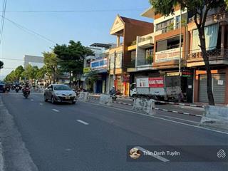 Bán nhà mặt tiền lê hồng phong ngay vòng xoay phong châu  tttp nha trang