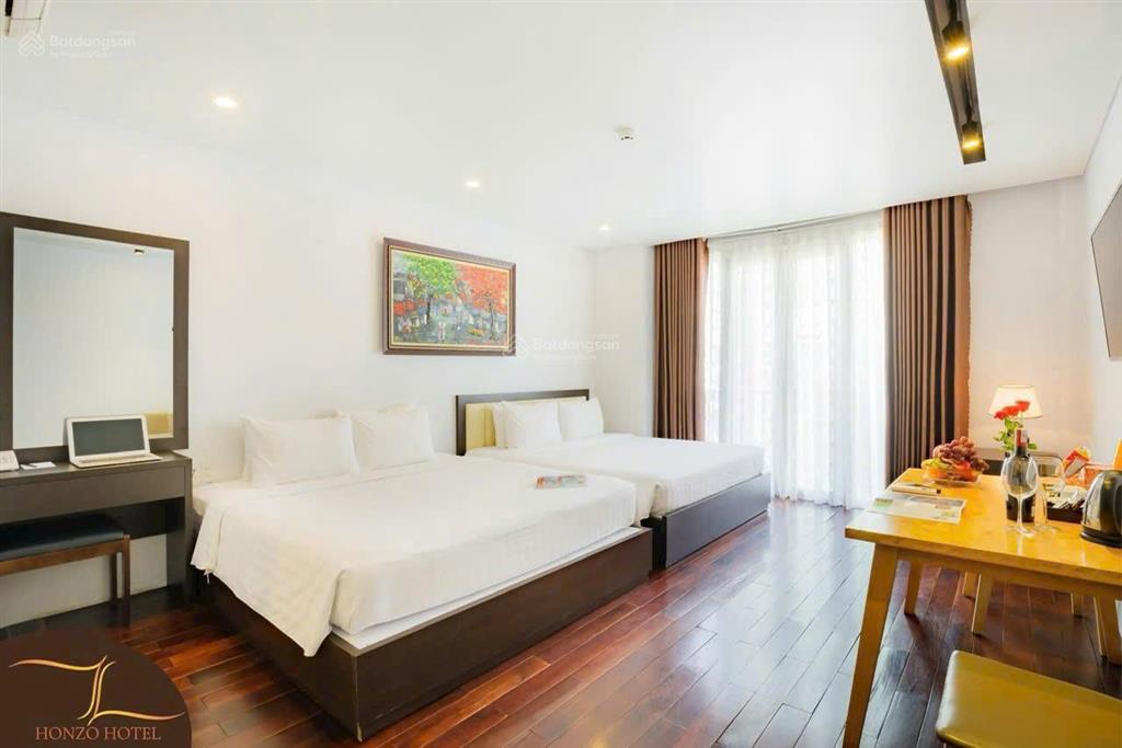 Bán khách sạn trung tâm nha trang mặt tiền đường hồng bàng