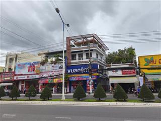 Bán nhà 3 tầng góc 2 mặt tiền đường 2/4 bắc nha trang hòn chồng