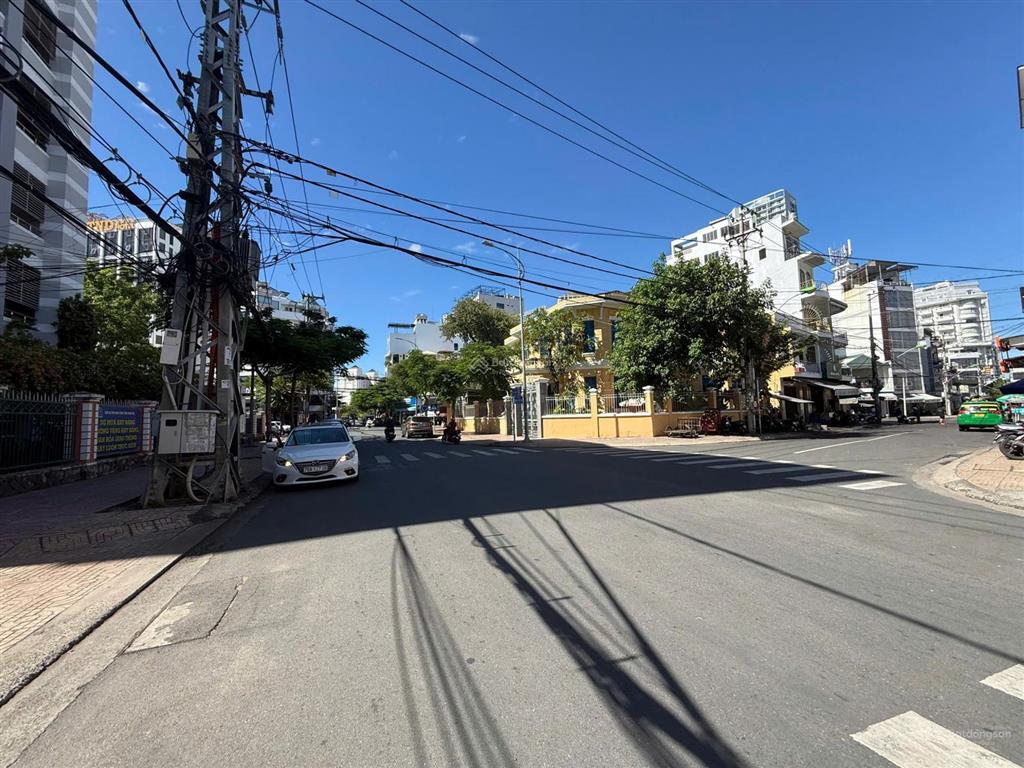 Bán lô góc mặt tiền 57m2 đường nhị hà phước hòa, trung tâm nha trang