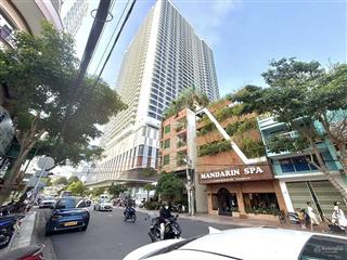 Bán đất xây khách sạn mt nguyễn thiện thuật  nha trang, mặt tiền hơn 11m, gái 320tr/m2