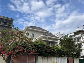 Biệt thự đẳng cấp vcn phước hải nội thất gỗ tự nhiên vị trí trung tâm