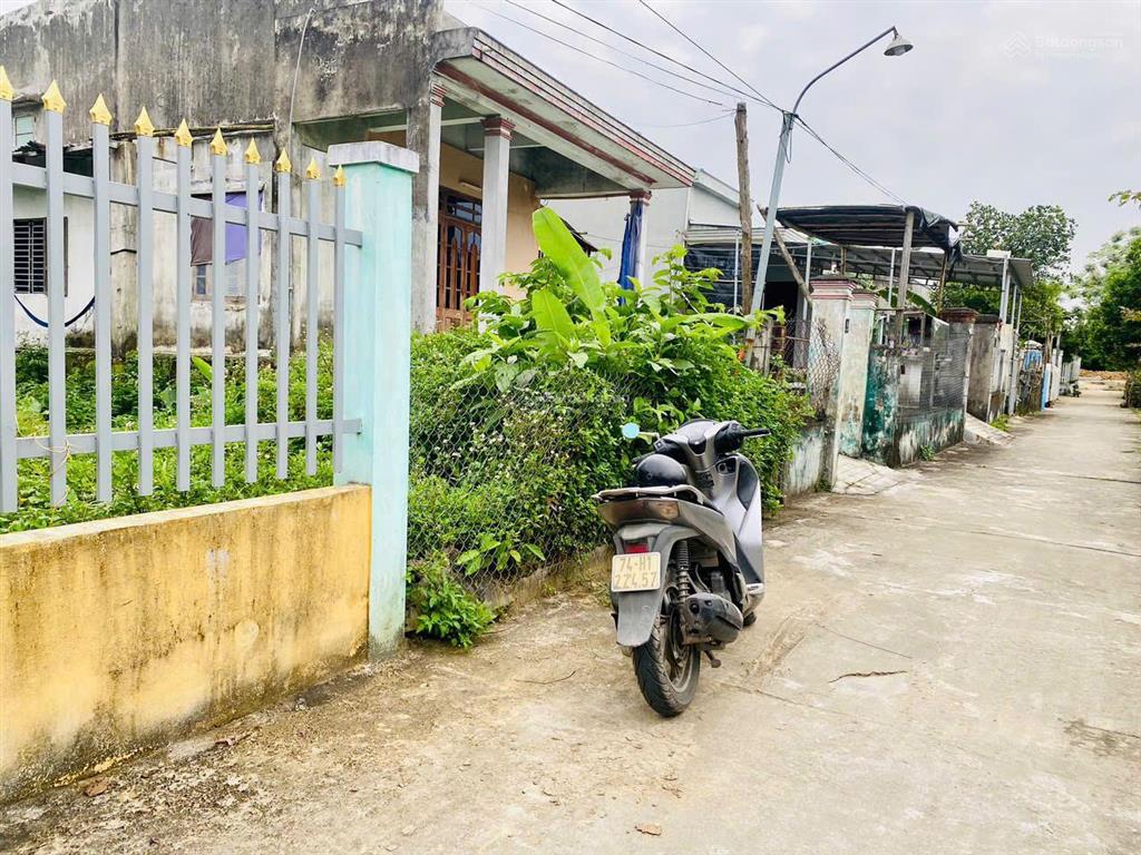 Bán lô sát chợ hà nông tây, đường 4m 140m2, dân cư đông đúc