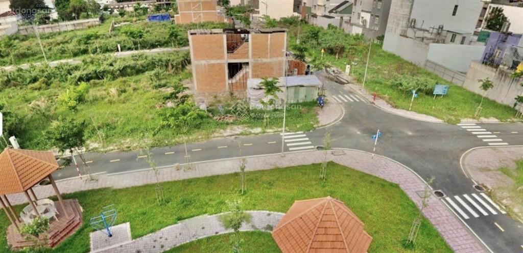 Bán gấp mt nguyễn xuân bứa, xã xuân thới sơn, hóc môn đt 90m2,00%, dân cư đông